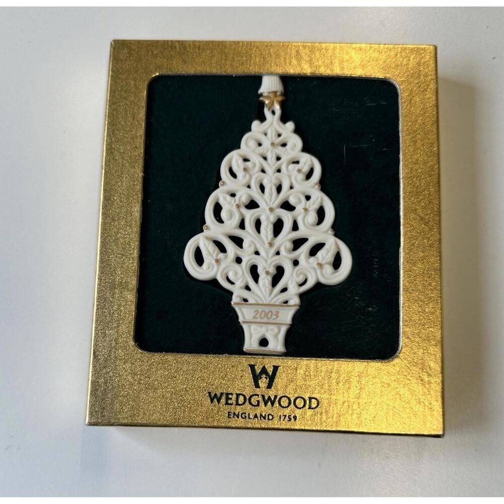 WEDGWOOD 2003 Tree Ornament NIB